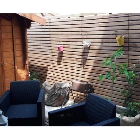 Jolie Indépendante Avec Sa Terrasse Privée Assen Affittacamere *